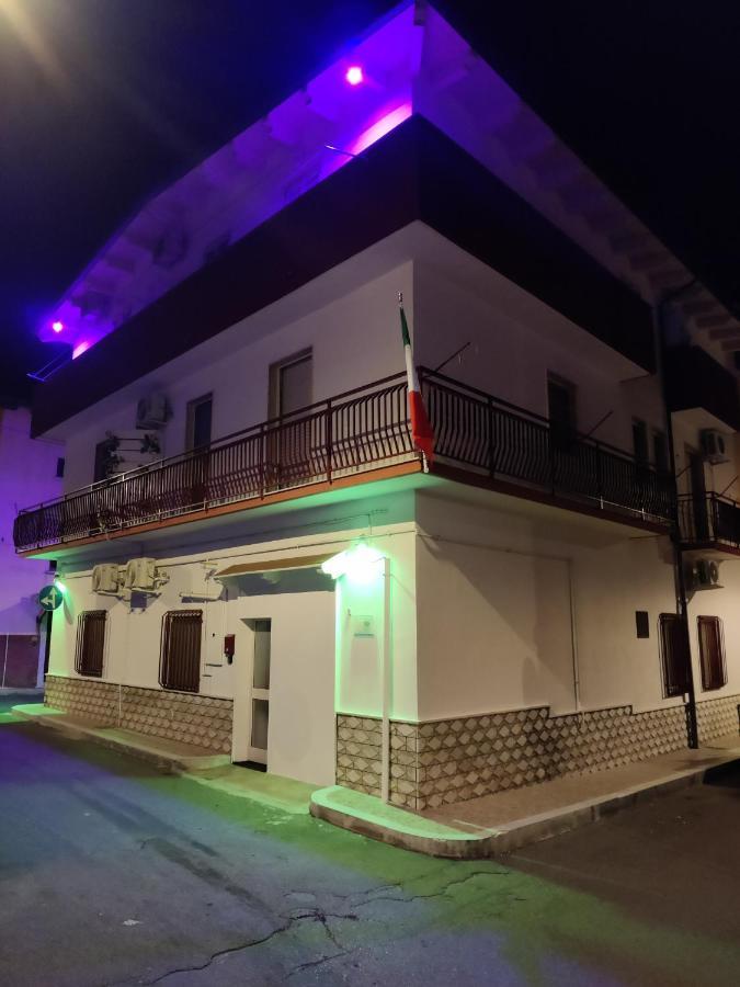 Casa Planet Montalbano Ionico Exterior foto